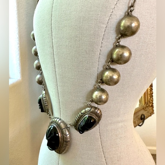 🔥 Vintage Tribal Aztec Mask Black Obsidian Silver Necklace - Picture 3 of 17